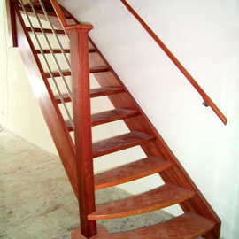 Moderne houten trap ST45