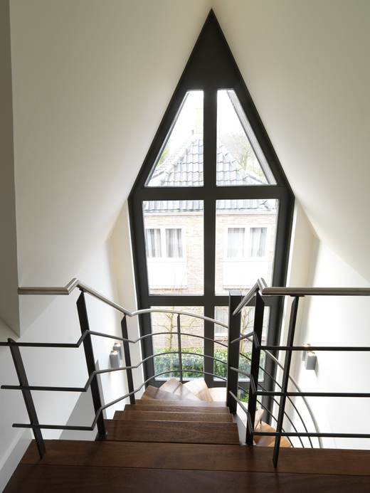 Designtrap halve draai