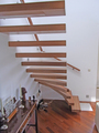 Zwevende trap houten treden