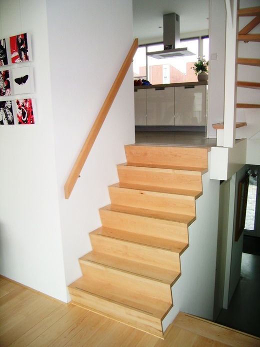 Houten trap grenen