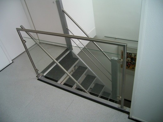 RVS trapleuning en glashek