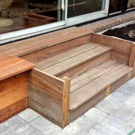 Houten buitentrap BVT27