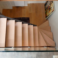 Zwart stalen trap met houten treden DT40