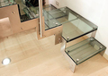 Stalen muizenboom met glazen bordes en treden BT02