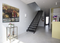 Zwarte designtrap met rvs spankabels MZ46