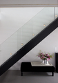 Strakke steektrap met glas balustrade DT56