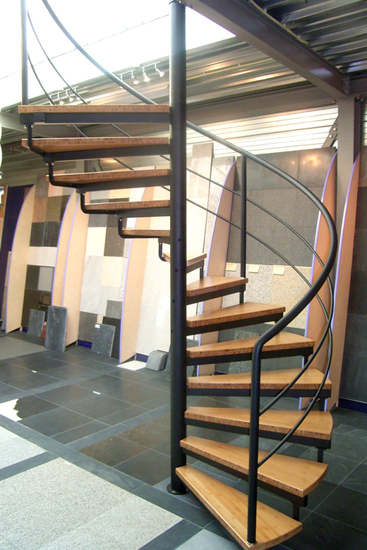 brede design spiltrap met staal en hout SWT62