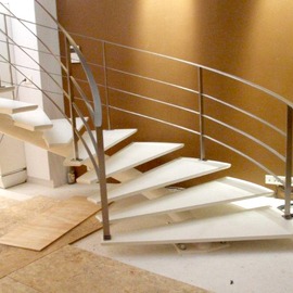 Design middenboom, grote treden en curve MDB25