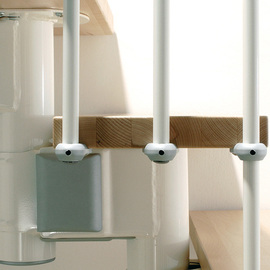 Witte zelfbouwtrap, detail ZBT18