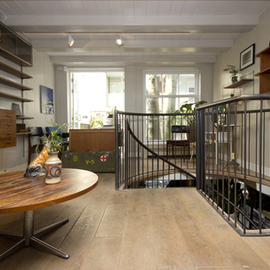 Zwart stalen balustrade in winkel BAL68