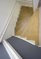 Moderne houten trap met open treden ST66