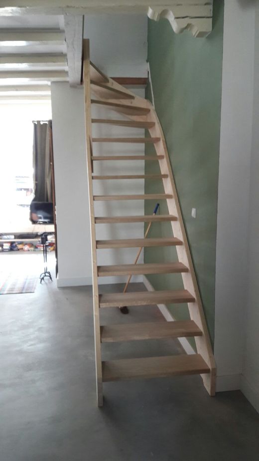 Open trap met bovenkwart KWT31
